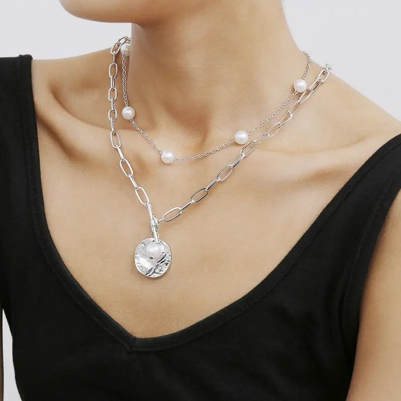 Barouqe Pearl Necklace Coco & Dee