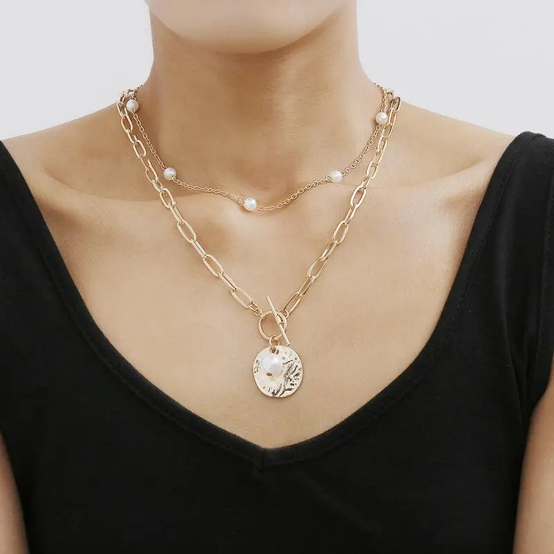 Barouqe Pearl Necklace Coco & Dee