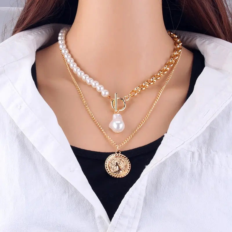 Barouqe Pearl Necklace Coco & Dee