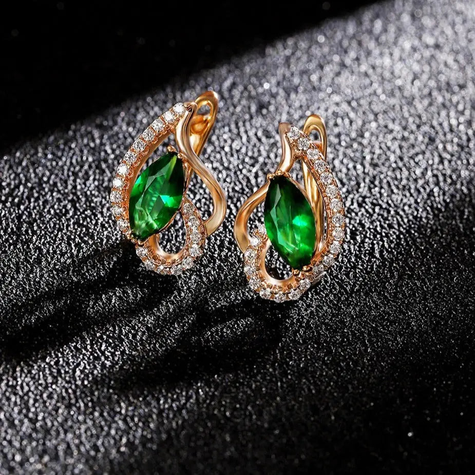 Hanre Natural Zircon Studs Coco & Dee