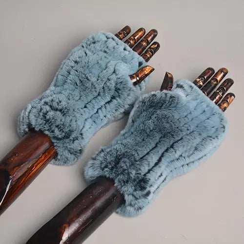 Knitted Faux Fur Gloves Coco & Dee