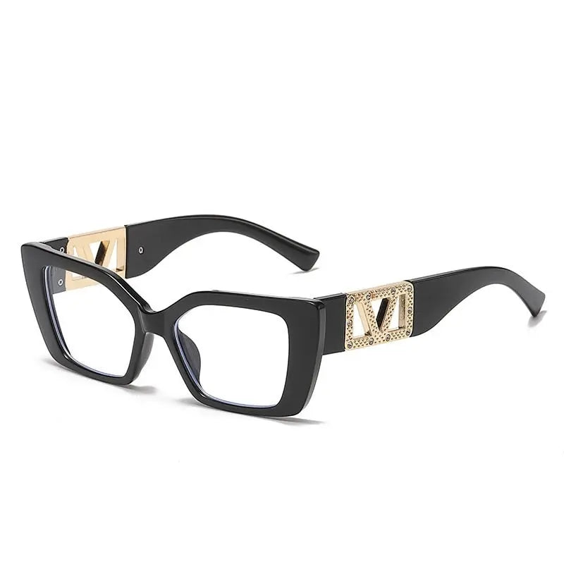 Luxury V Sunglasses Coco & Dee