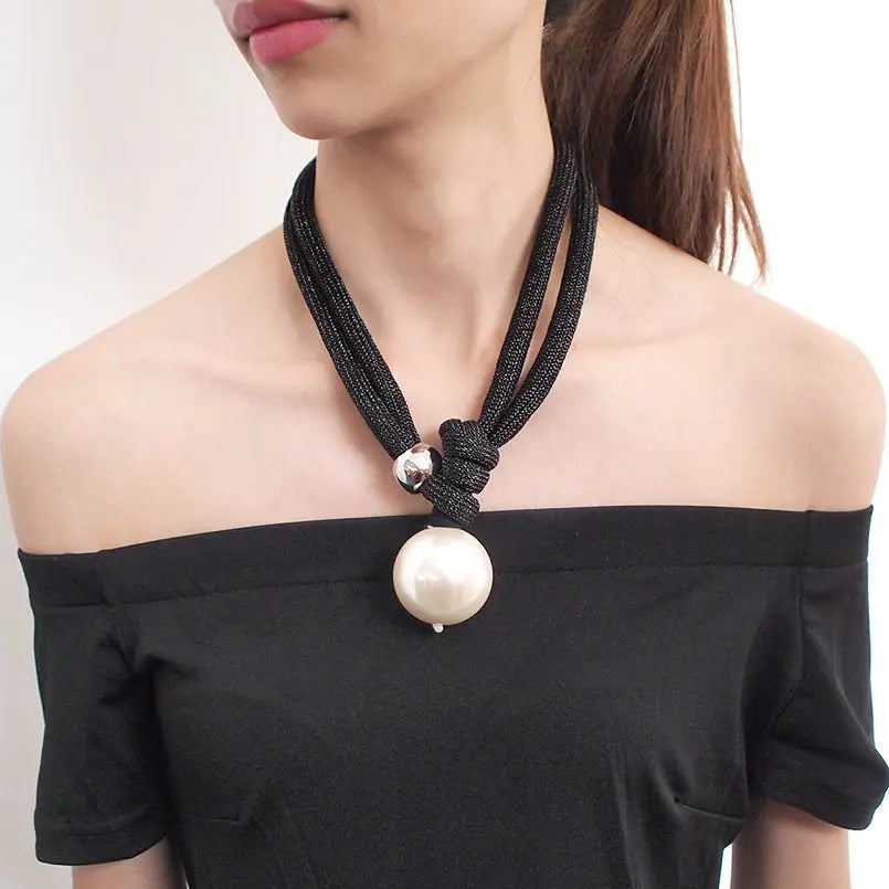 Pearl Rope Necklace Coco & Dee