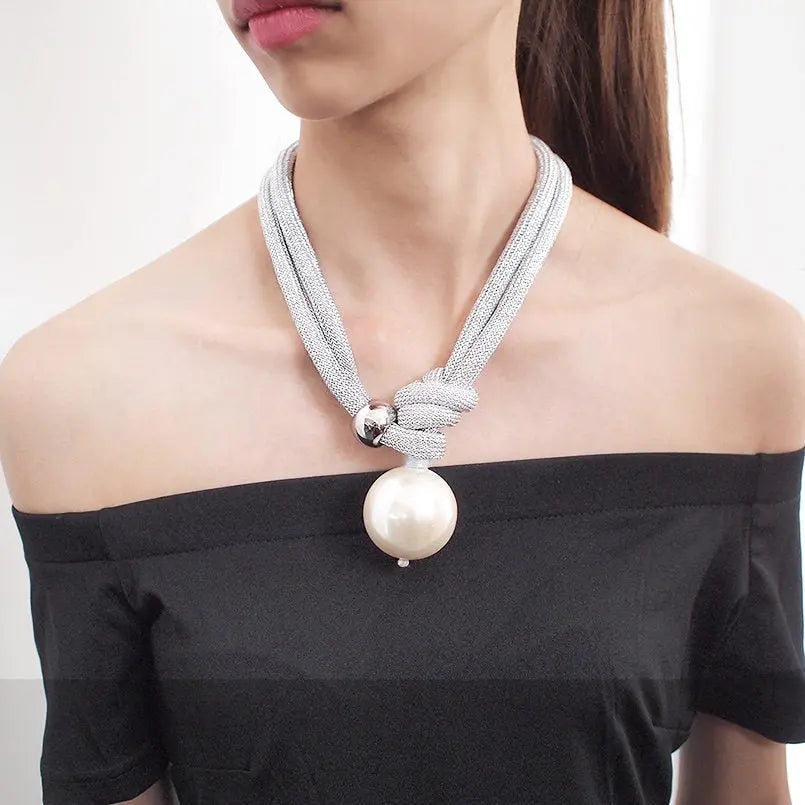 Pearl Rope Necklace Coco & Dee