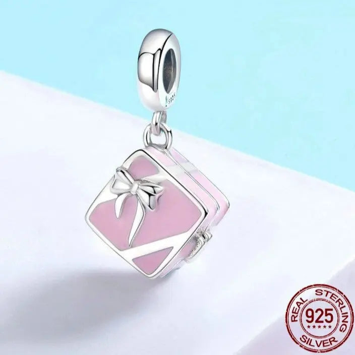 Pink Box Surprise Charm Coco & Dee