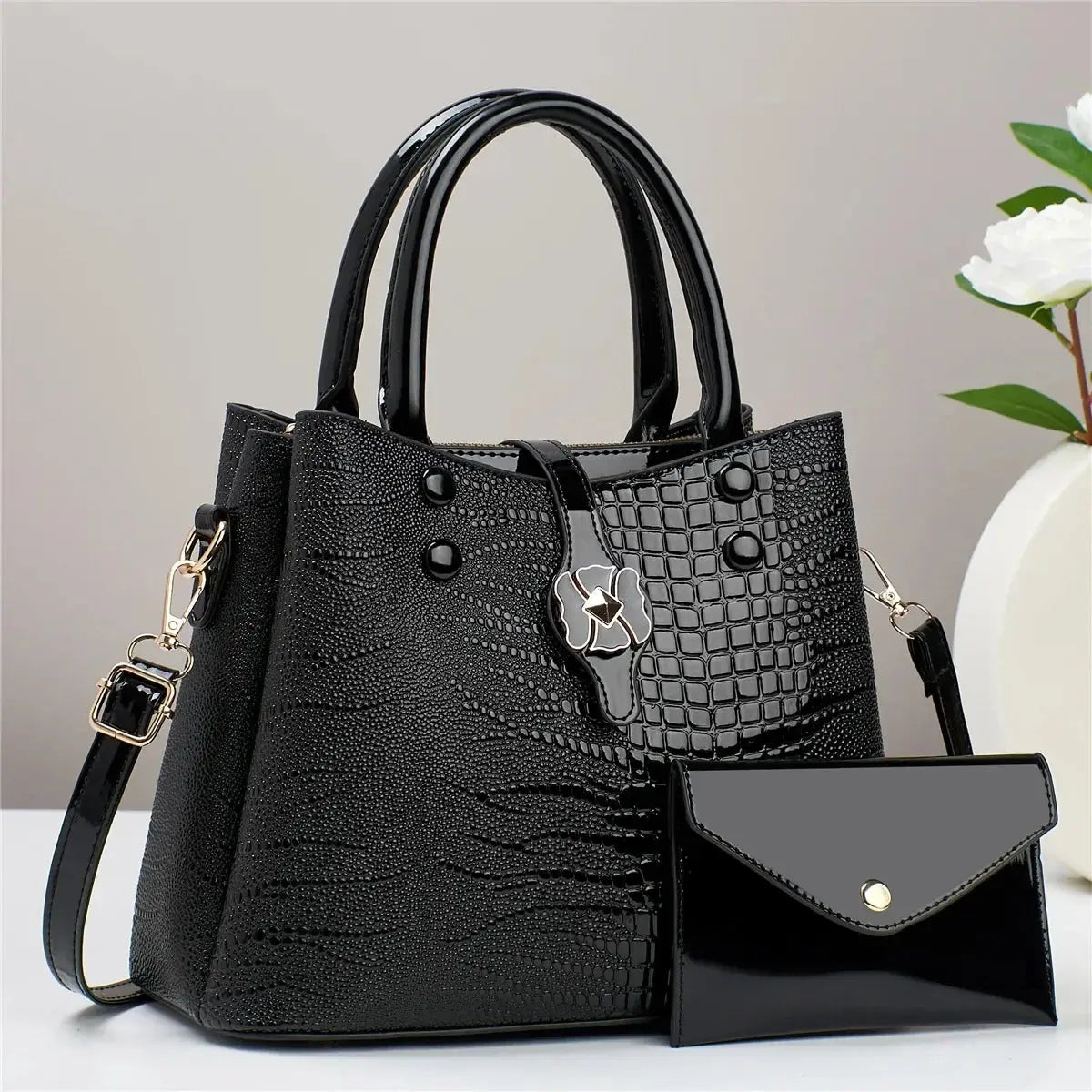 Bree Handbag & Purse Coco & Dee