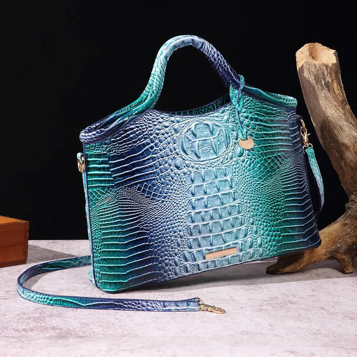 Sera Leather Handbag Coco & Dee