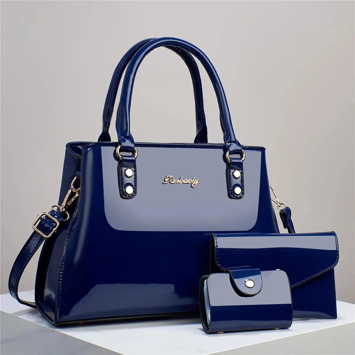 Donna Handbag & Purse Coco & Dee