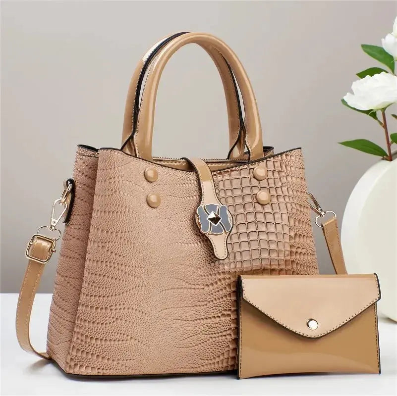 Bree Handbag & Purse Coco & Dee
