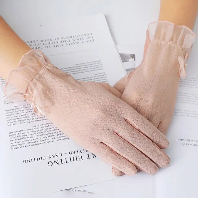 Summer Pearl Flowers Gloves Coco & Dee