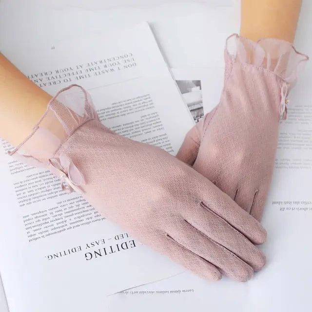 Summer Pearl Flowers Gloves Coco & Dee