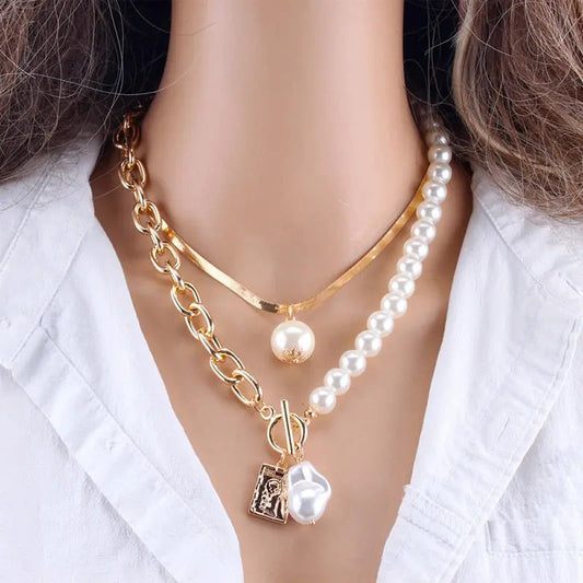 Barouqe Pearl Necklace Coco & Dee