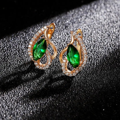 Hanre Natural Zircon Studs Coco & Dee