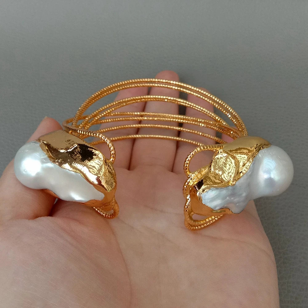 Keshi Pearl Bangle