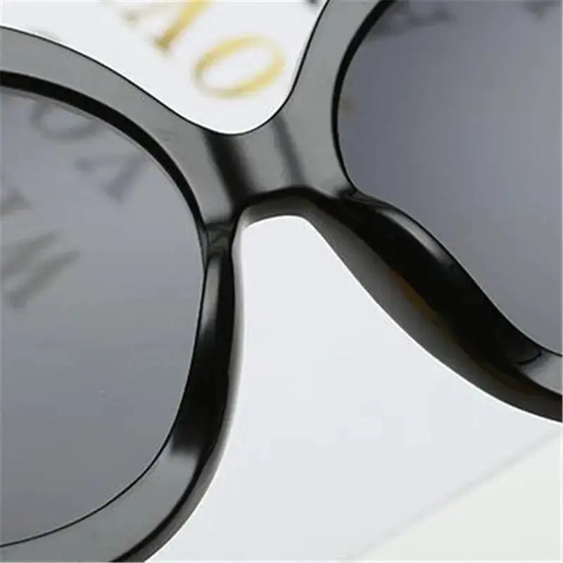 Leon Round Oversized Sunglasses Coco & Dee