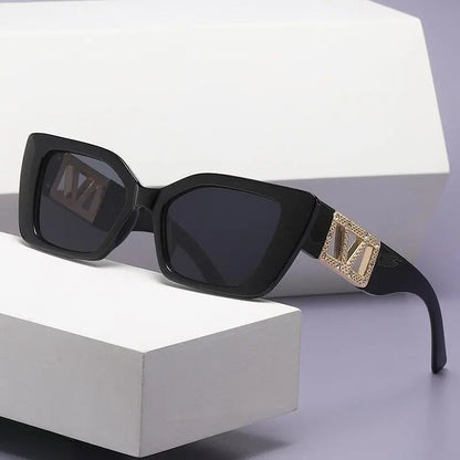 Luxury V  Sunglasses Coco & Dee
