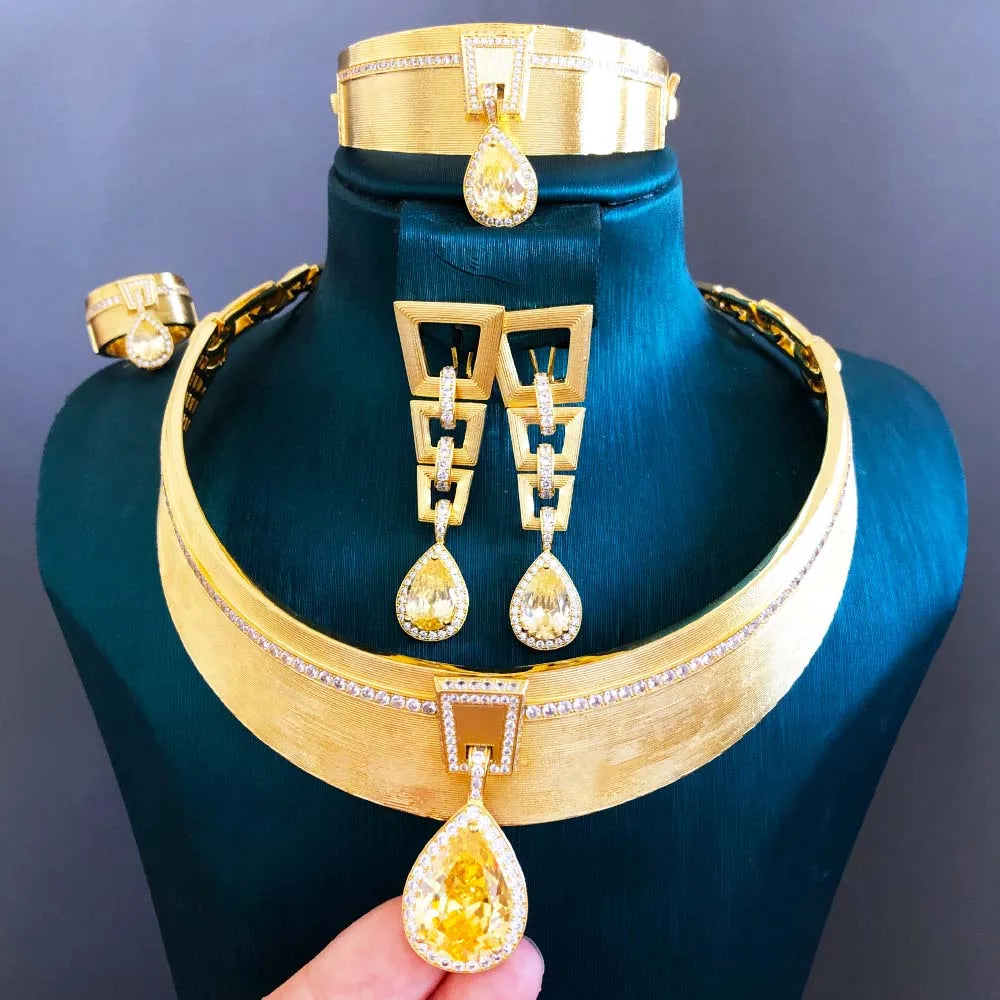 Amaira Jewelry Set