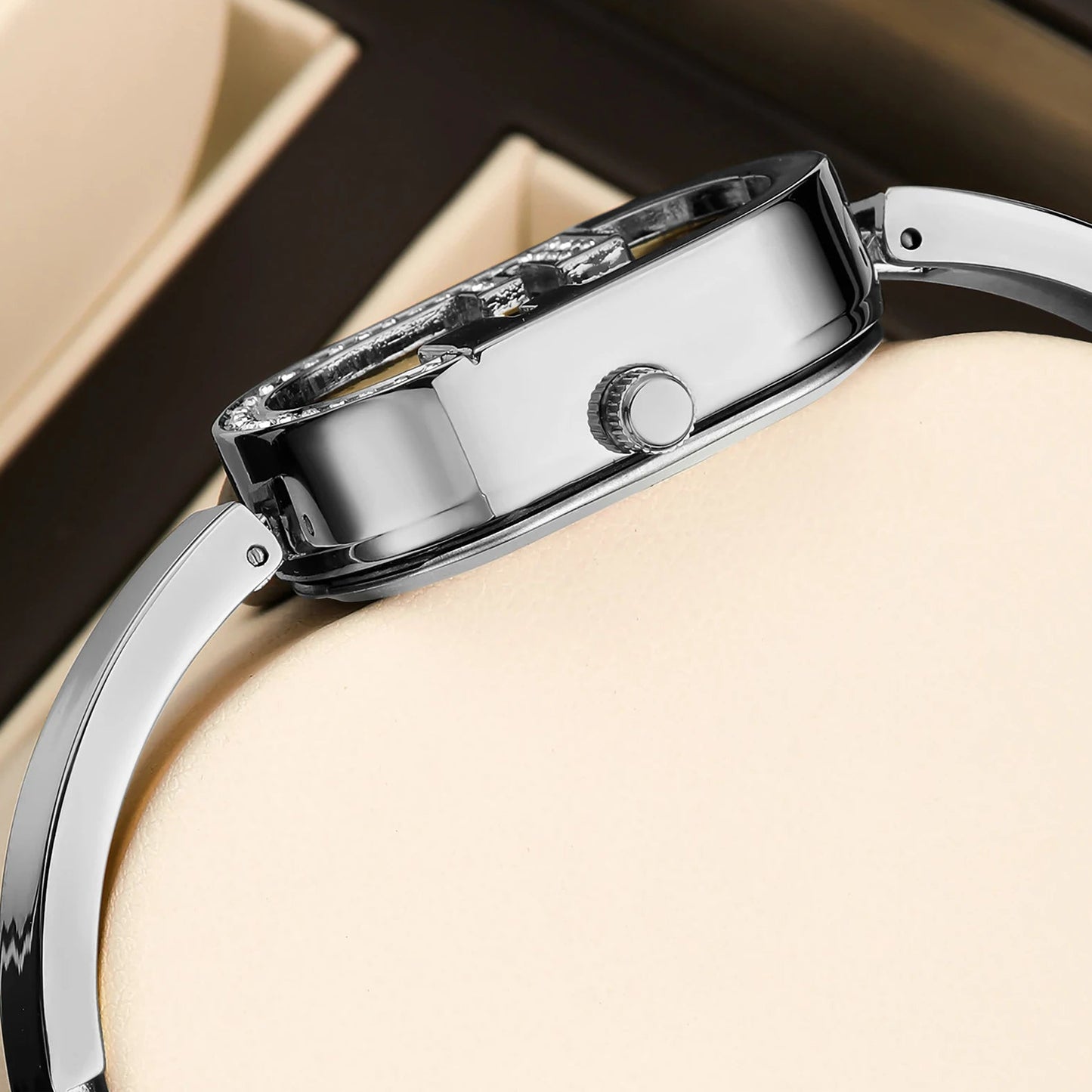 Victoria Prestige Watch