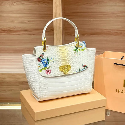 Neera Leather Bag Coco & Dee