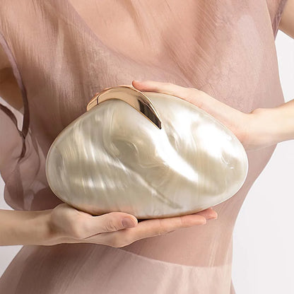 Pamela Clutch