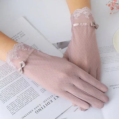 Summer Pearl Flowers Gloves Coco & Dee